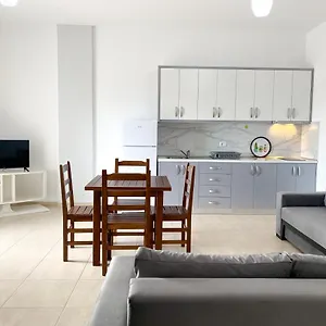 Apartamento Family, Himare