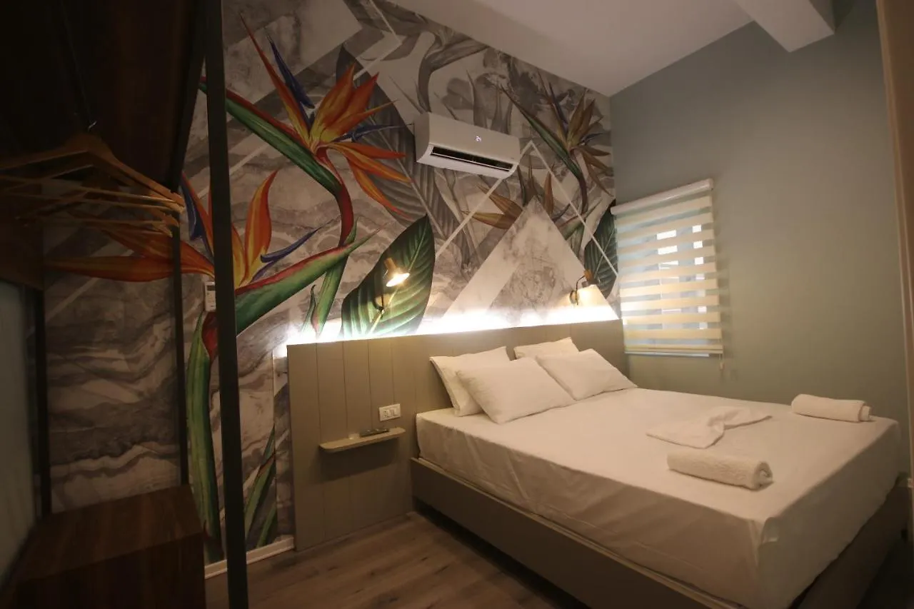 Alyvia Rooms Himare