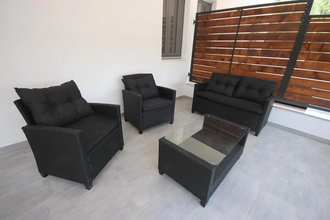 Lodge Alyvia Rooms Himare Albania