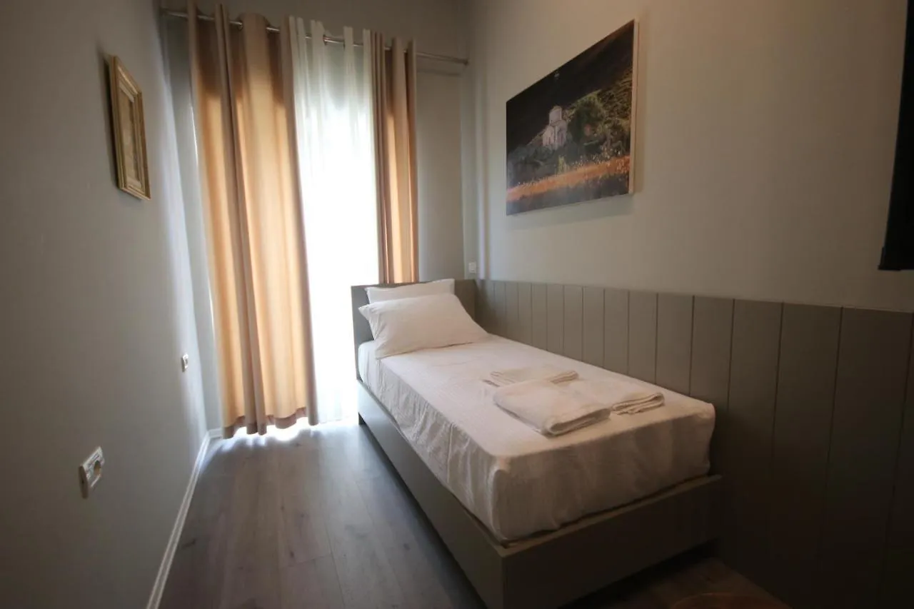 Alyvia Rooms Himare 0*,  Albania
