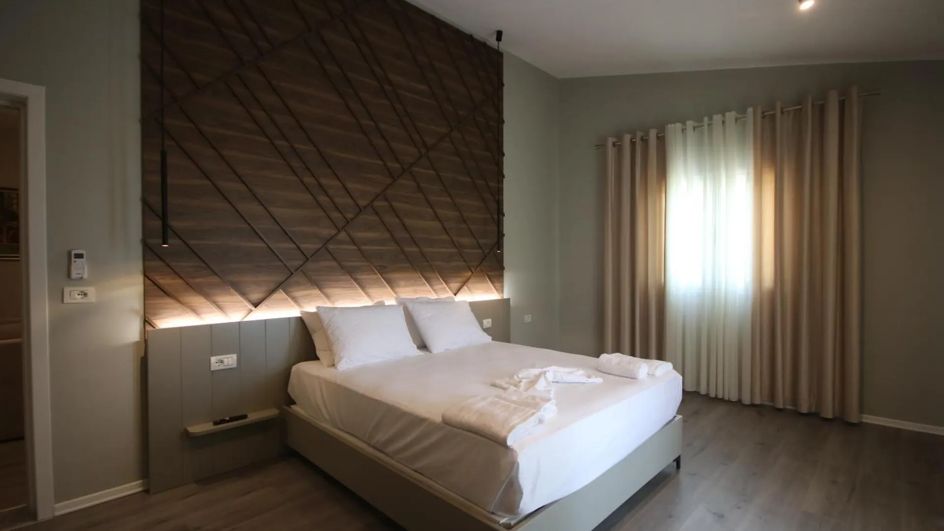 Alyvia Rooms Himare Albania